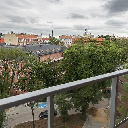 B&W Luxurious Apartment In The Center Of Breslavia Exterior foto